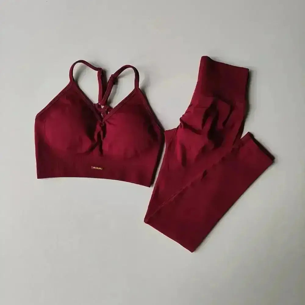 Ensemble sport infinite legging et top seamless sculptant femme en bordeaux avec bretelles croisées au dos