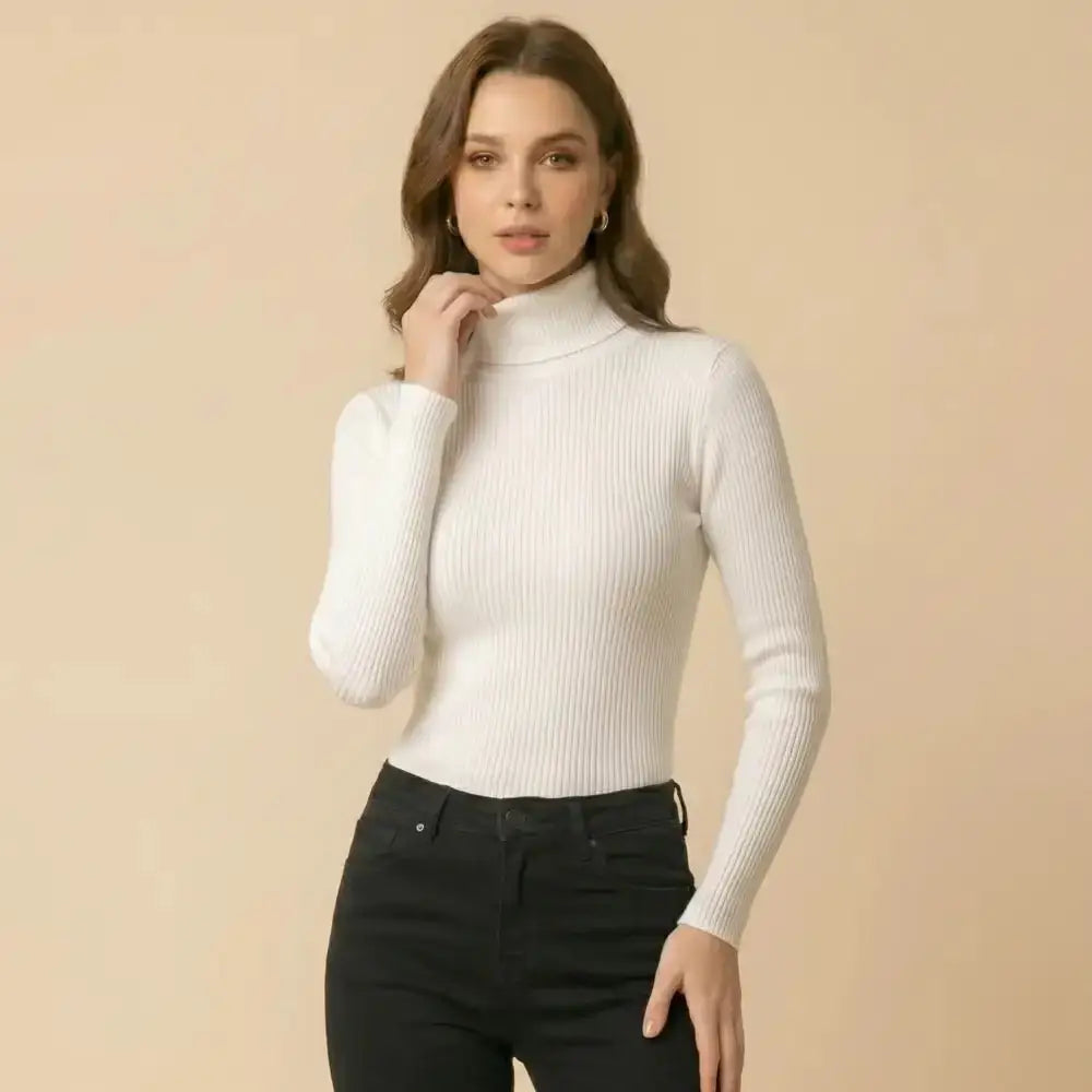 Pull col roulé femme blanc en maille douce avec col roulé pour un style élégant et confortable